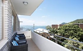 Del Rae Unit 18 25 Shoal Bay Road